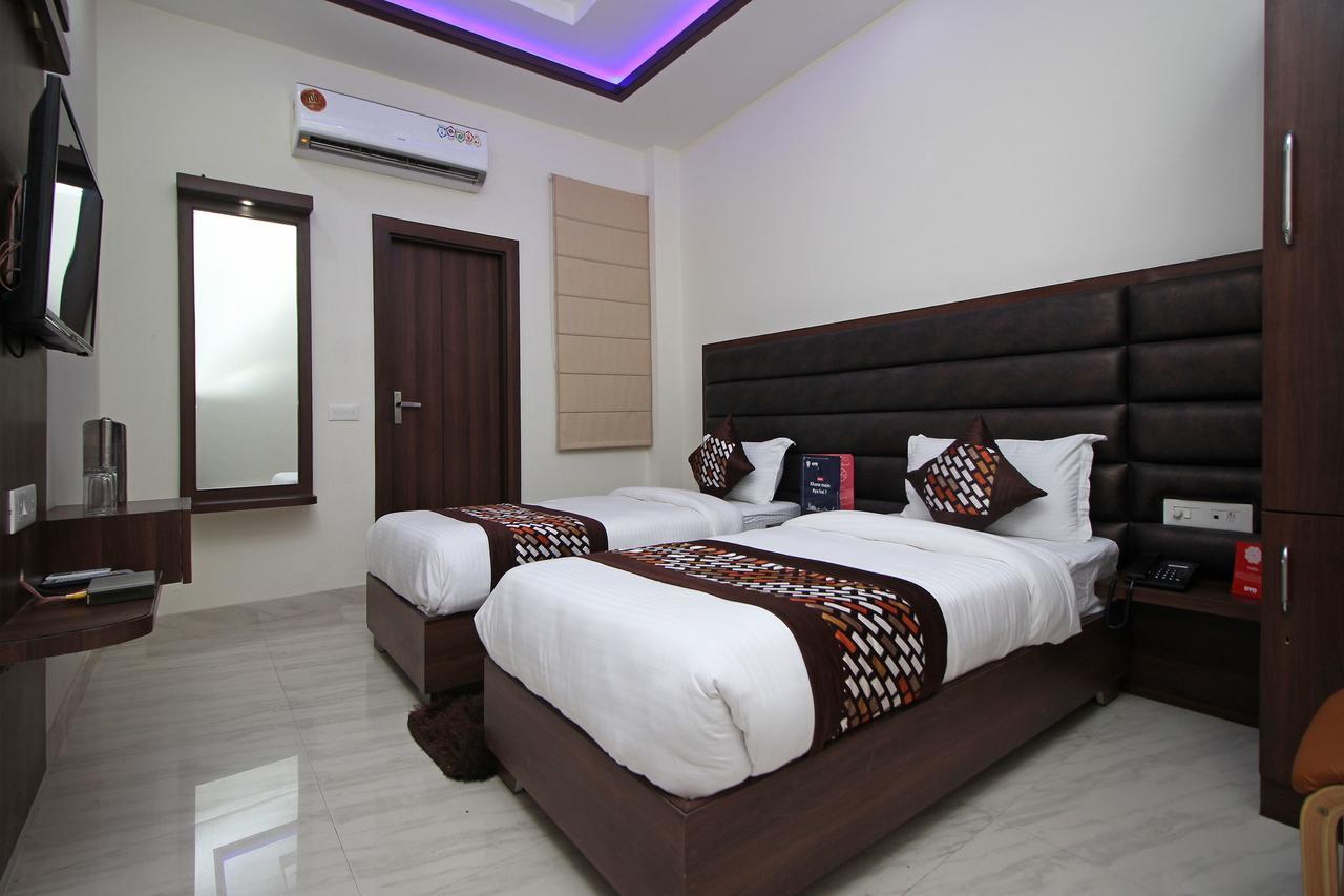 Royal By Ks Hotel 3*